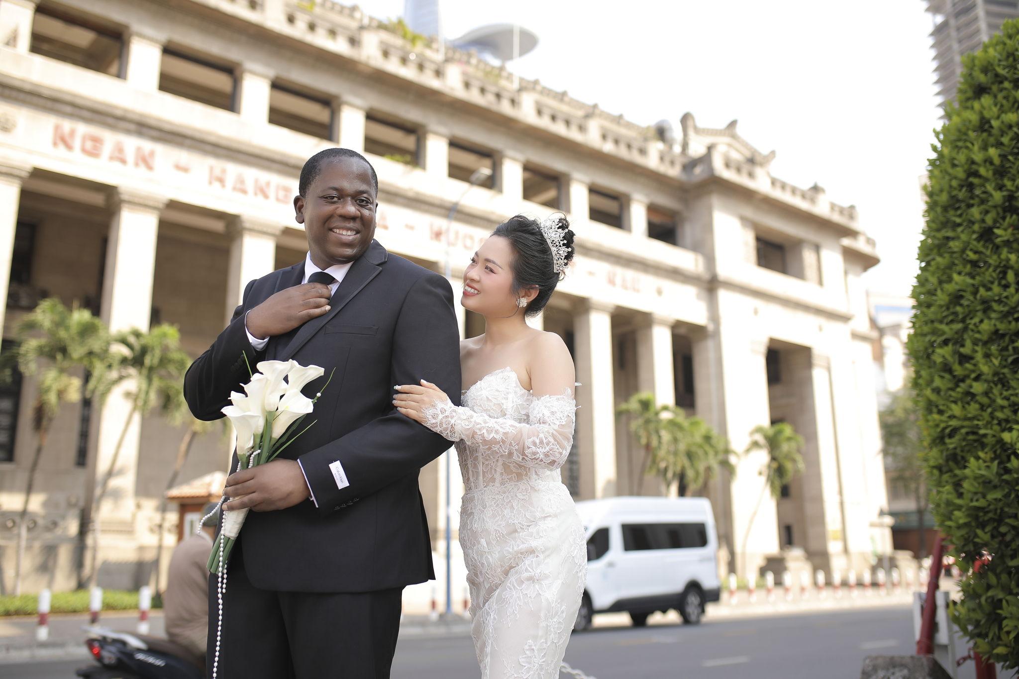 The Wedding Website of Thanh Ngo and John Onori
