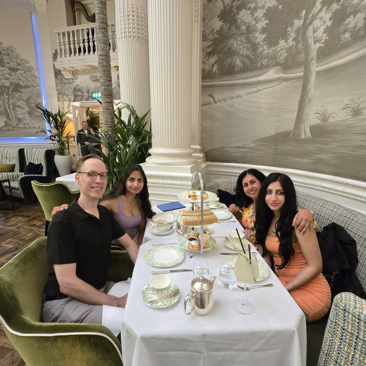 Celebrating with afternoon tea in Edinburgh
