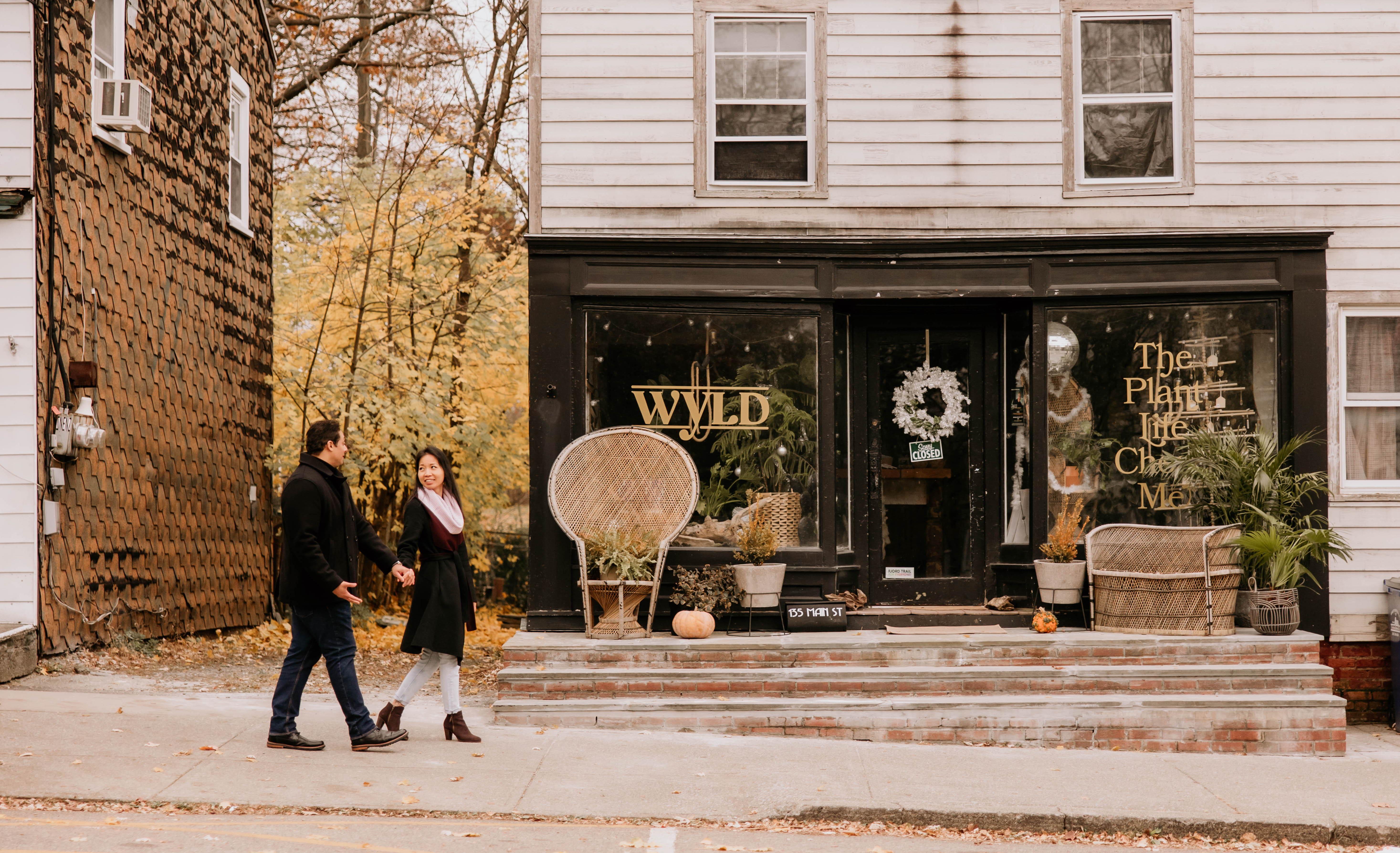 The Wedding Website of Cindy Chen and Ricardo Bravo