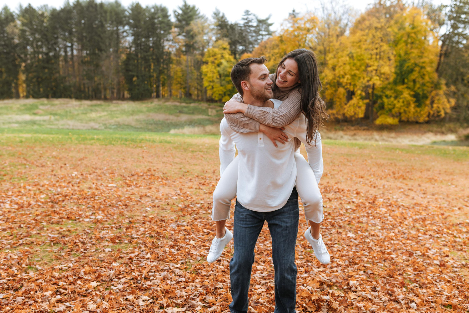 The Wedding Website of Danielle Hoffman and Bobby Maxwell