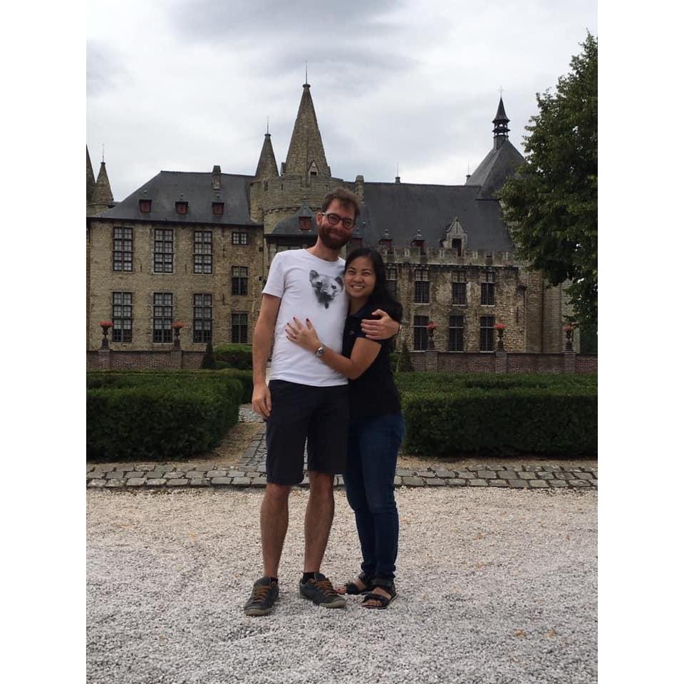 Visiting their friendly neighborhood castle: Kasteel van de Laarne
