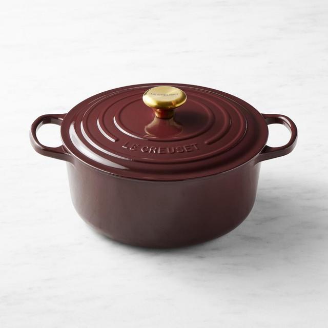 Le Creuset Signature Enameled Cast Iron Round Dutch Oven, 5 1/2-Qt., Rhone