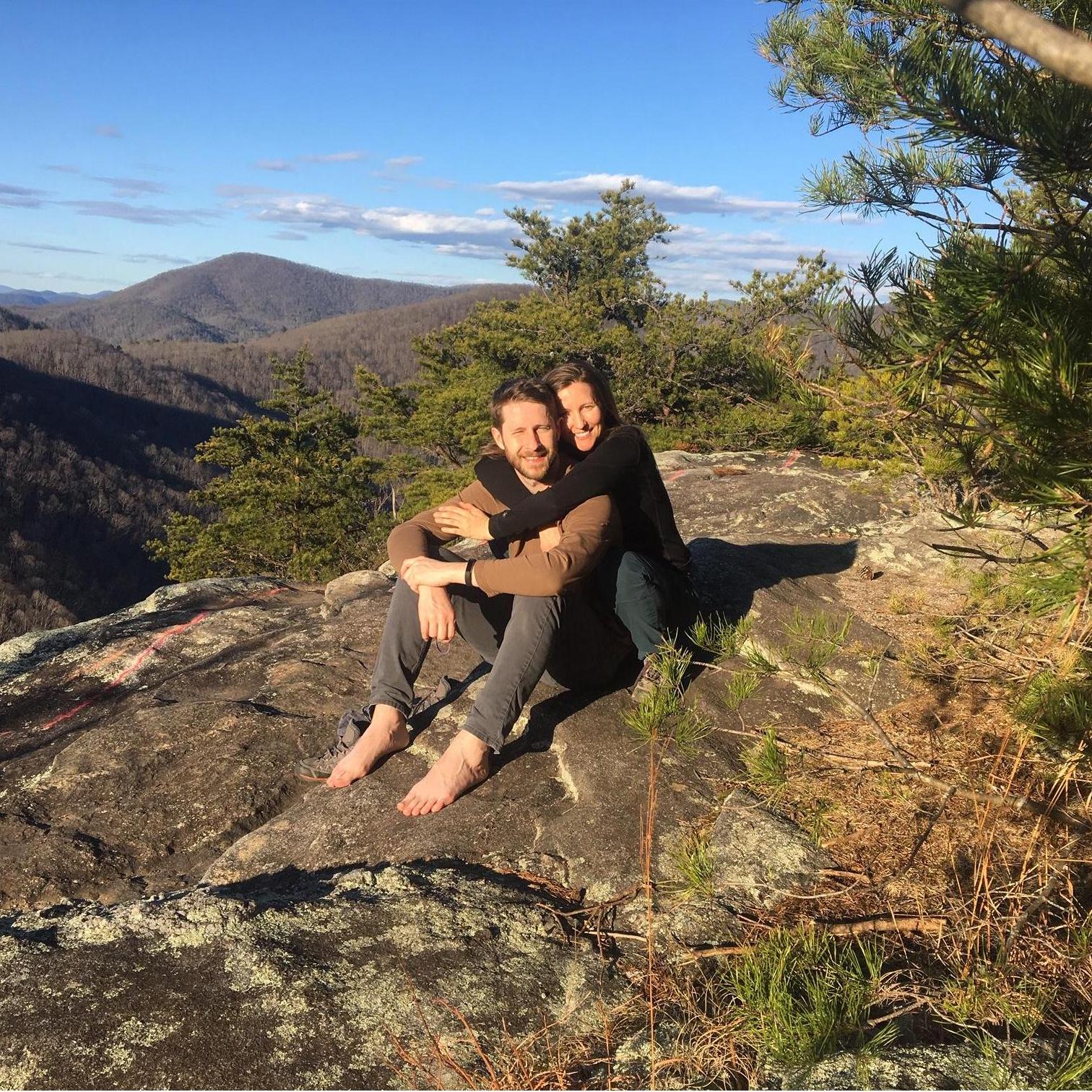 Pinnacle knob