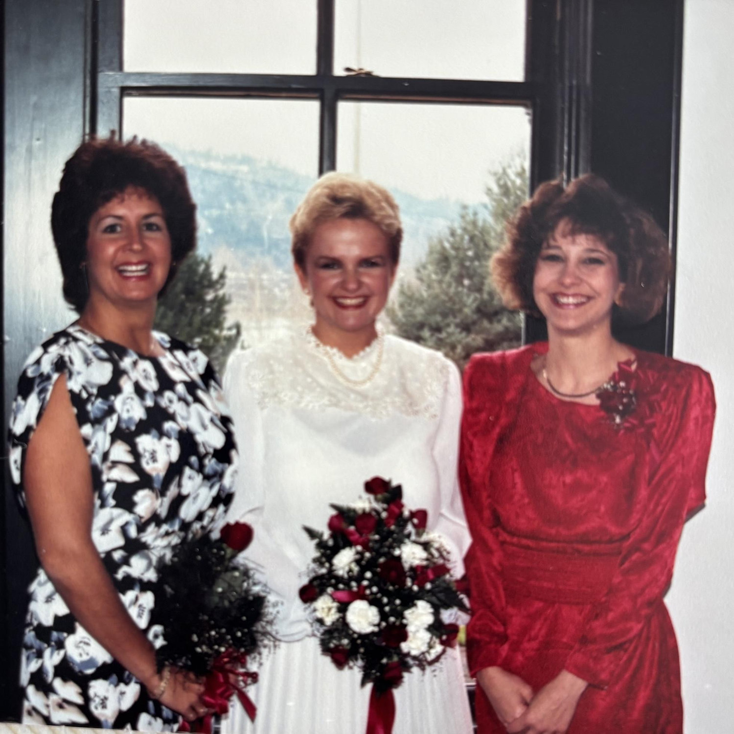 Angie’s best friend Linda and Franks’s sister Carol.
