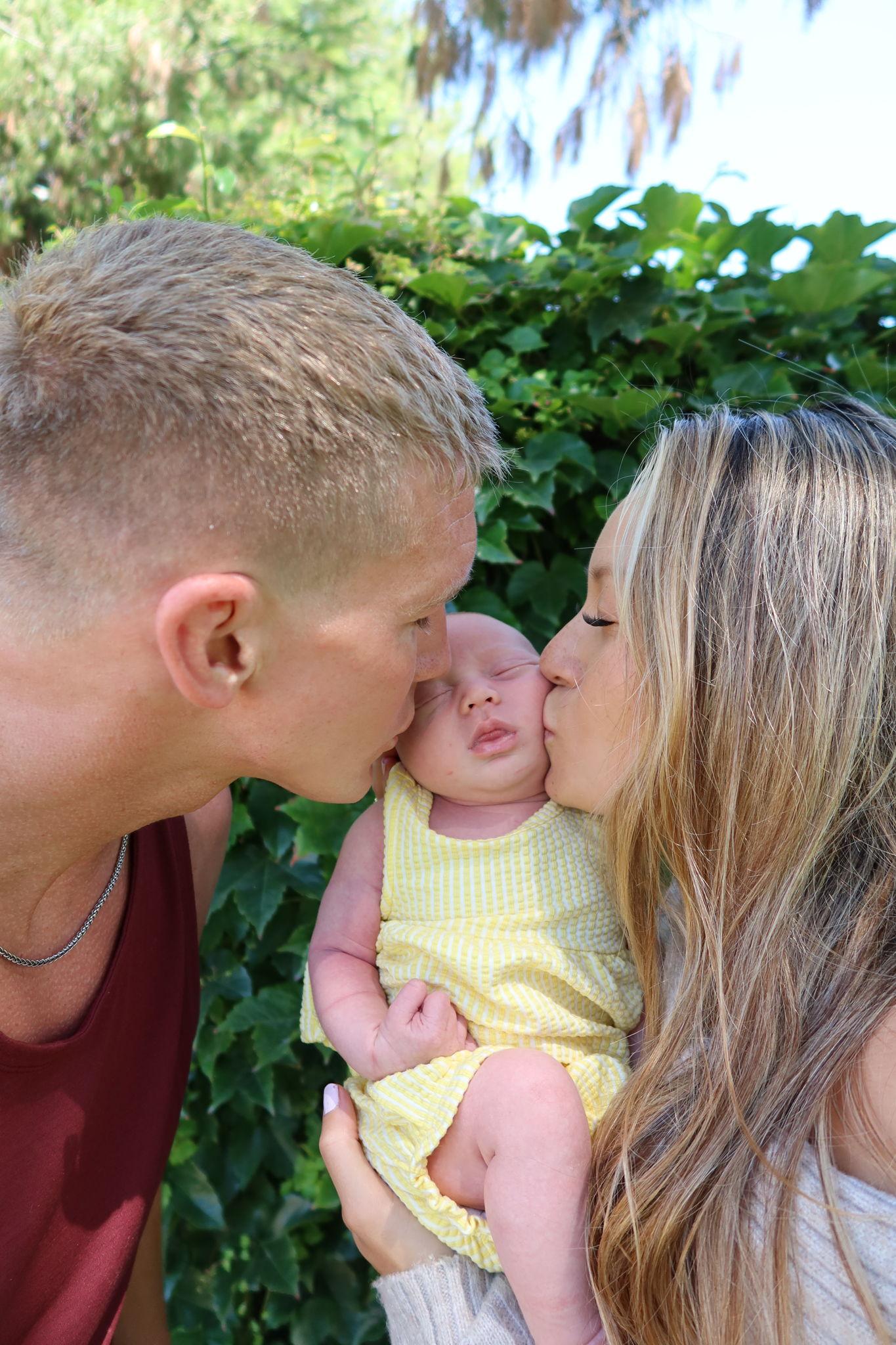 The Wedding Website of Jenna Denamur and Marcus Nichols