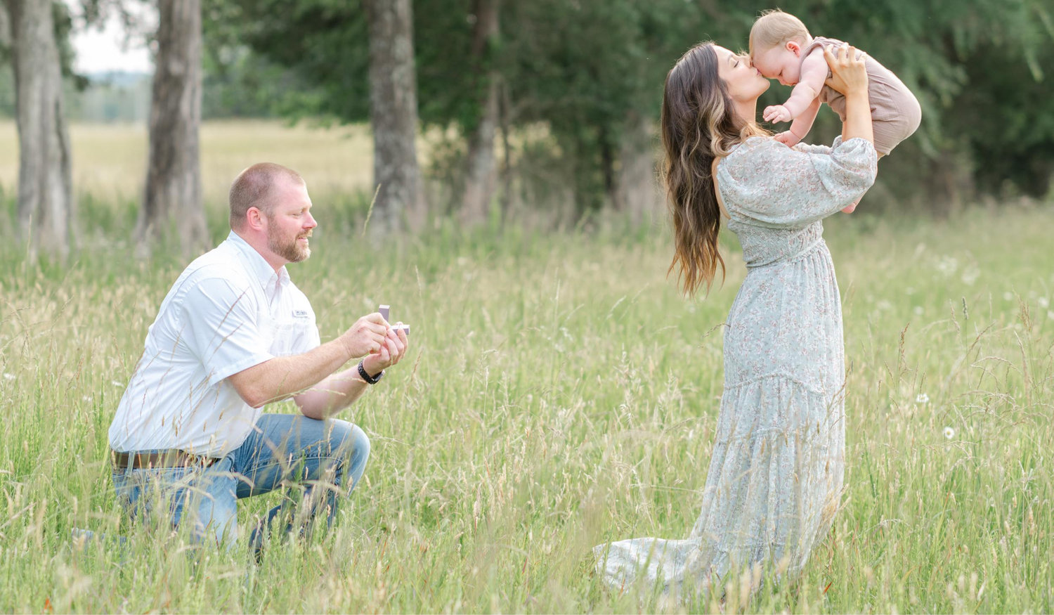 The Wedding Website of Ashleigh Hilliard and Matthew Bender