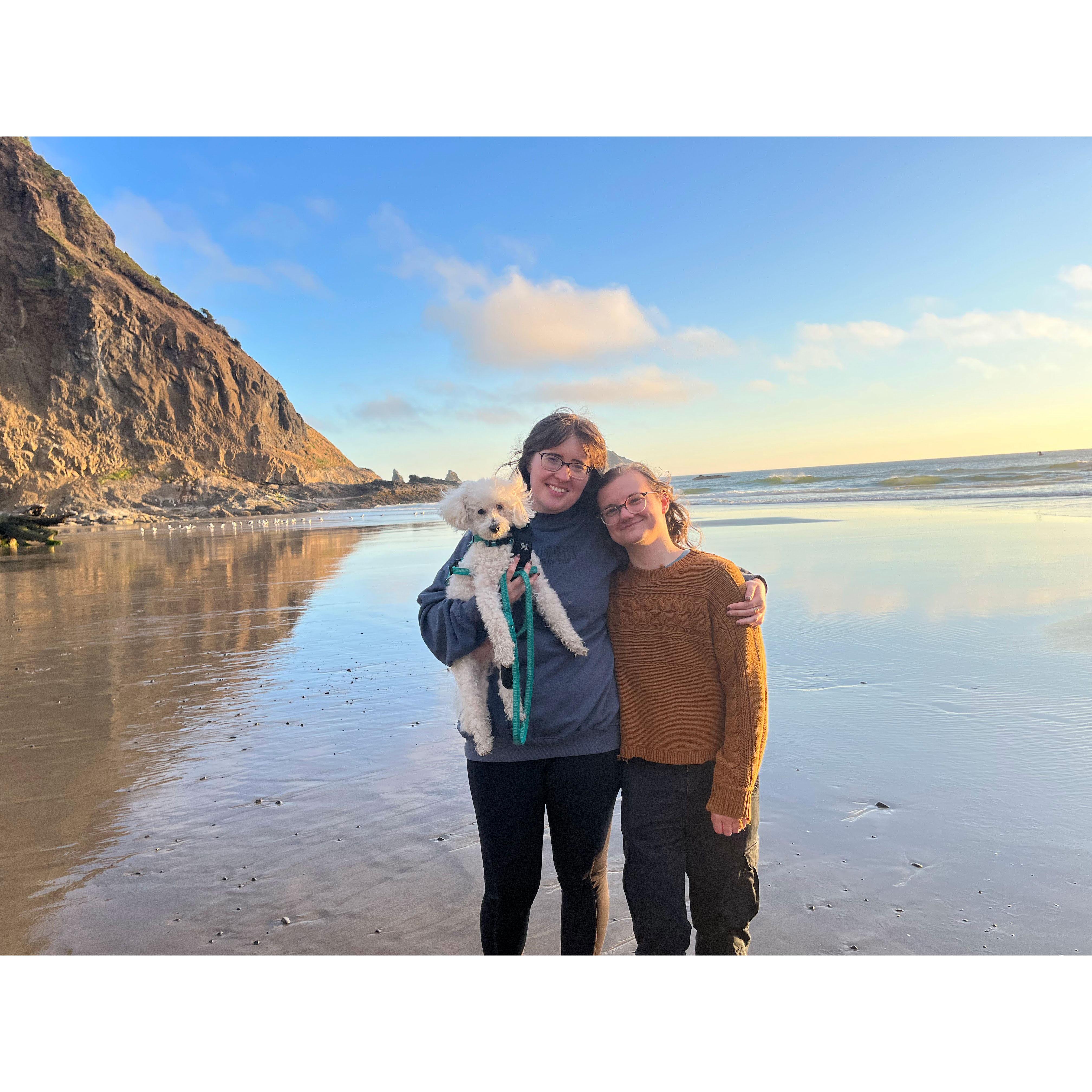 July 2023: a trip to the Oregon coast with Quinn's parents and Prince