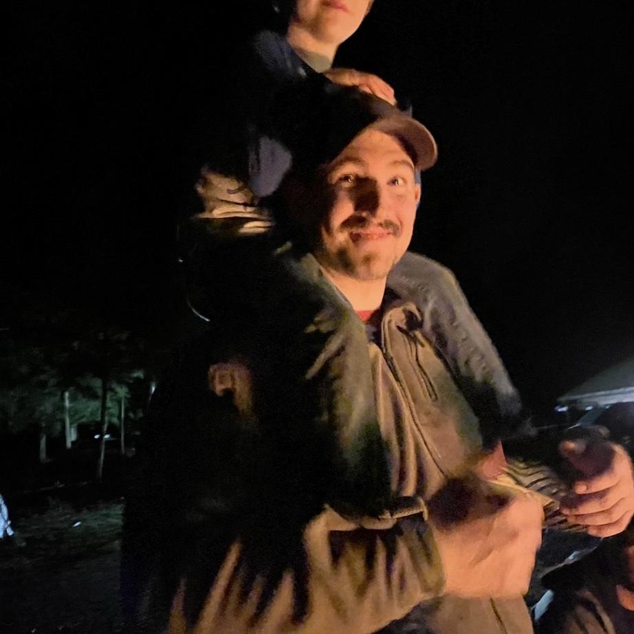 An actual cute, wholesome photo
