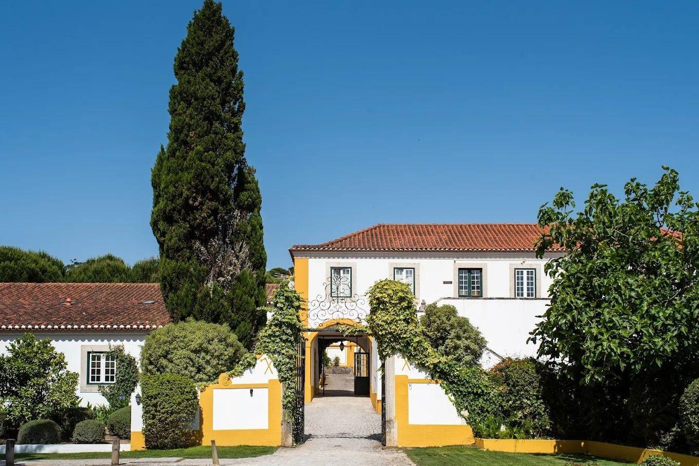 The Wedding Website of Stephanie Iacovelli and Dylan Morin