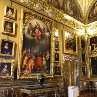 Pitti Palace Guided Tour for 2 - Italy