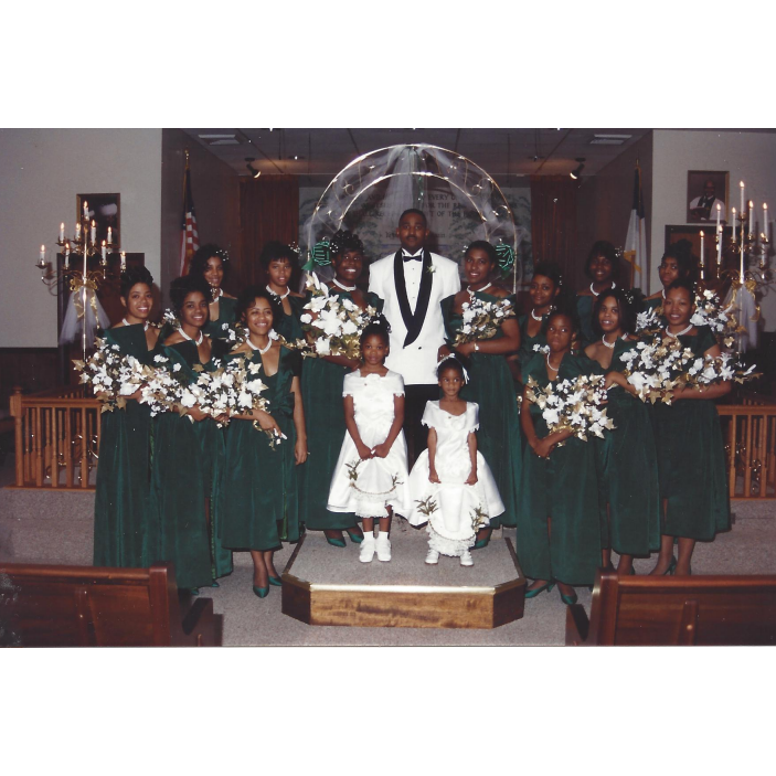 O'Brien accompanied by LaVonya's Bride's maids; Aneisa, DeVonne, Marvene, Rhonda, Phelicia, Erica, LaTisha, Yolanda, LaMesha, Angie, Jynel, Margo, Teneka Britney, and Alexis - Absolutely Beautiful!