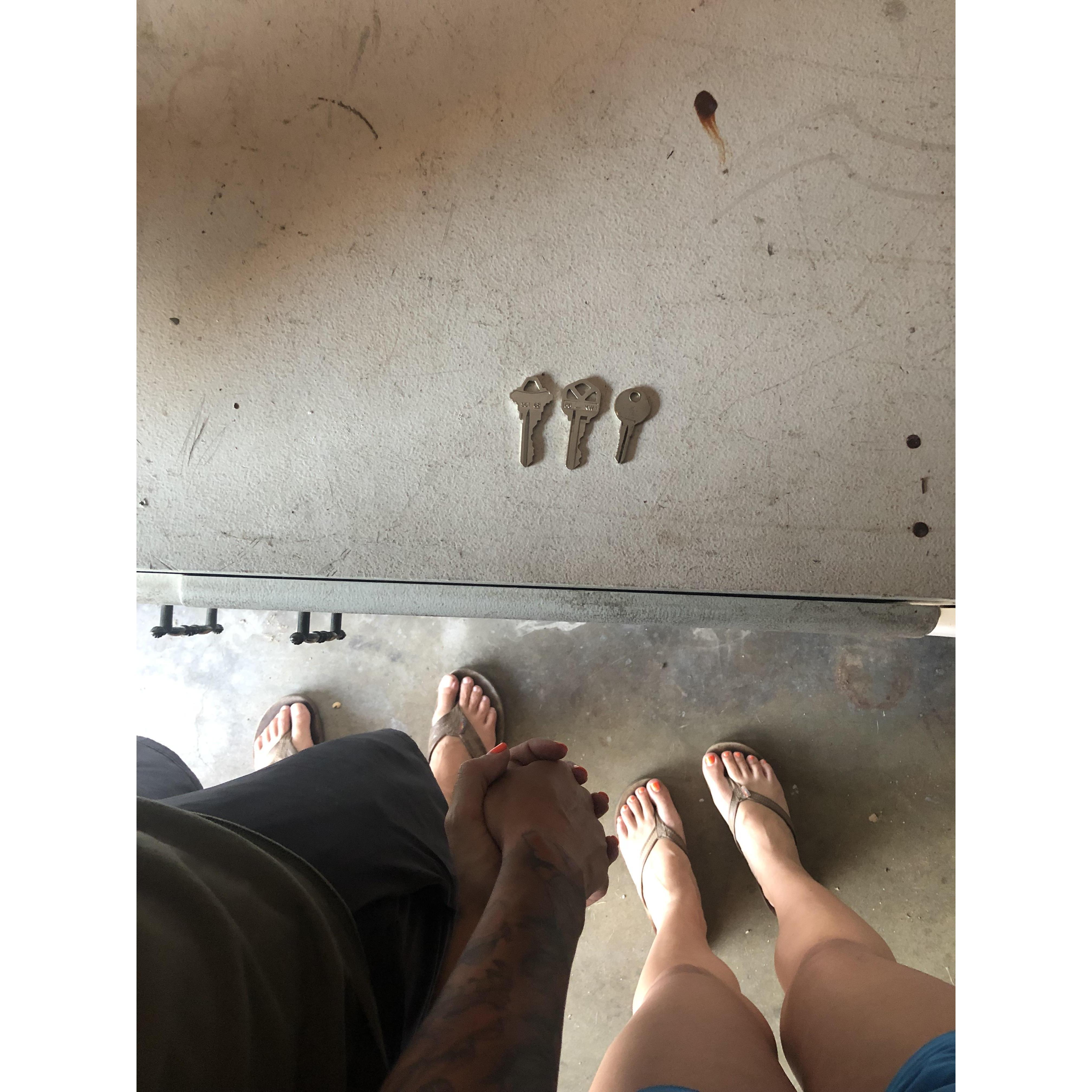 Locking up for the last time and leaving out Buena Park keys... we realized after this photo and leaving that we left the NEW house keys and not the old ones! Oops!