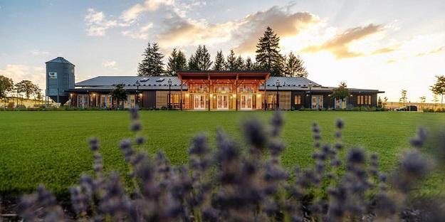 The Wedding Website of Tara Gremillion and Sam Barnett