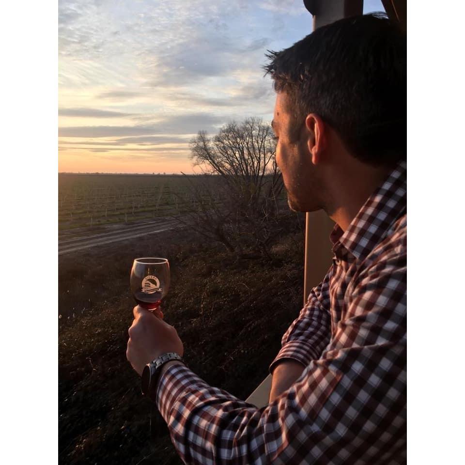 Valentines Day train ride and wine tasting in Sacramento 2020