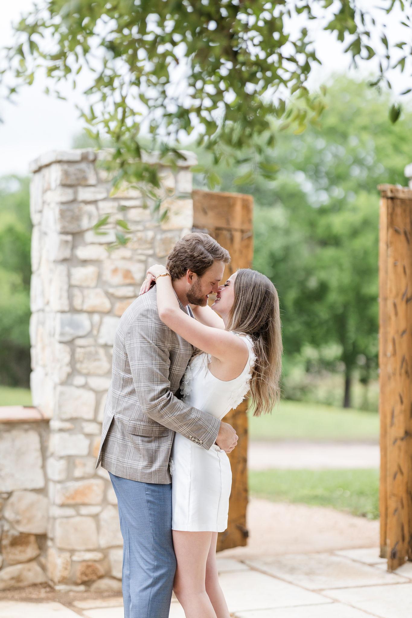 The Wedding Website of Ashley Nicole Thompson and Garrett Thomas Warner