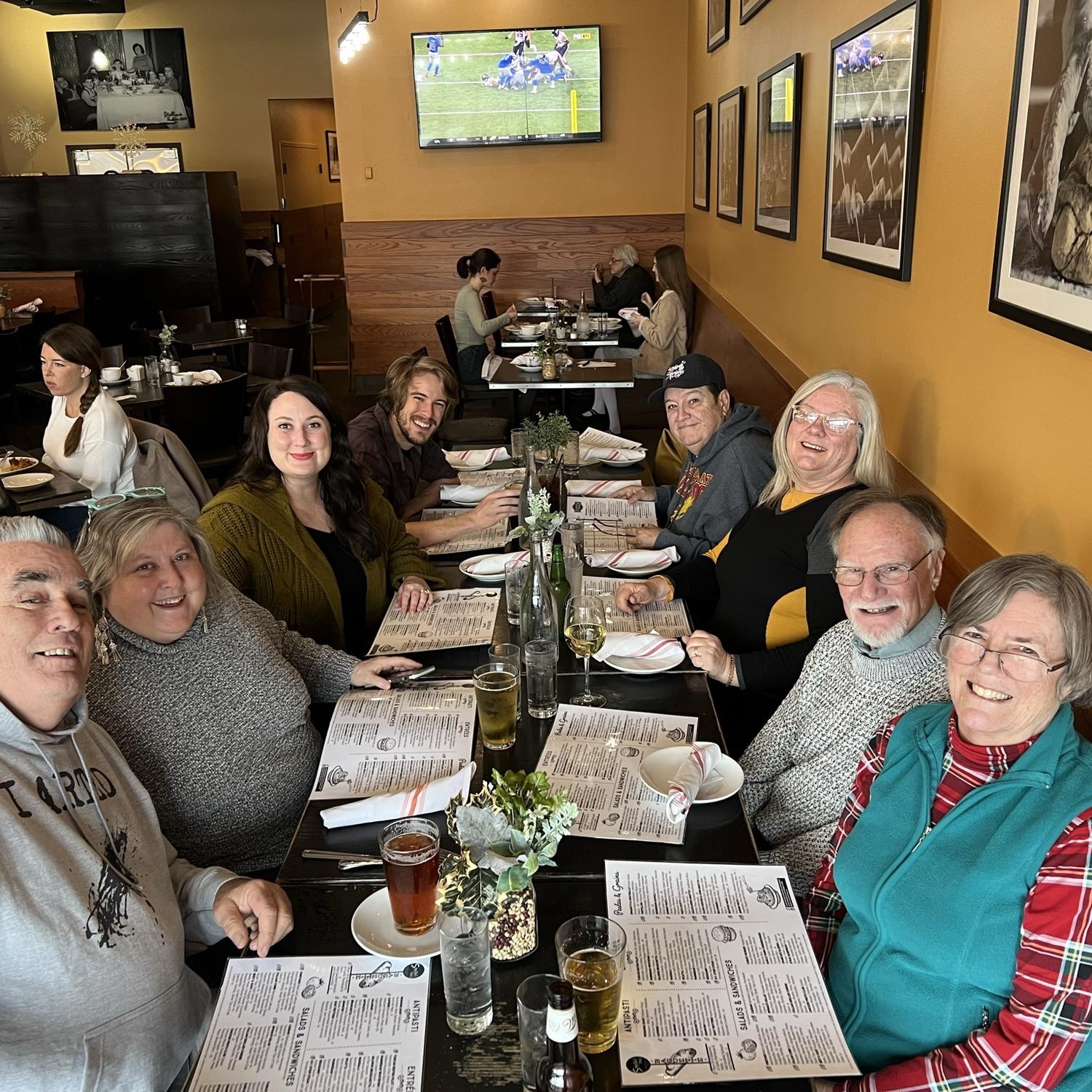 Gathering of the Leahy family (grooms' mothers' side).
Pictured clockwise starting at the left-hand corner are: Uncle Bob, Aunt Lori, Sarah, Bob, Buck, Patsy, Uncle Dan, and Aunt Ruth.