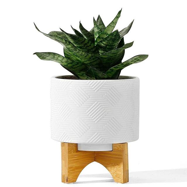 POTEY Mid Century Ceramic Planter Indoor - 5.2 Inch Medium Flower Plant Pots Houseplants Garden with Foldable Wood Stand, Drainage Hole, White