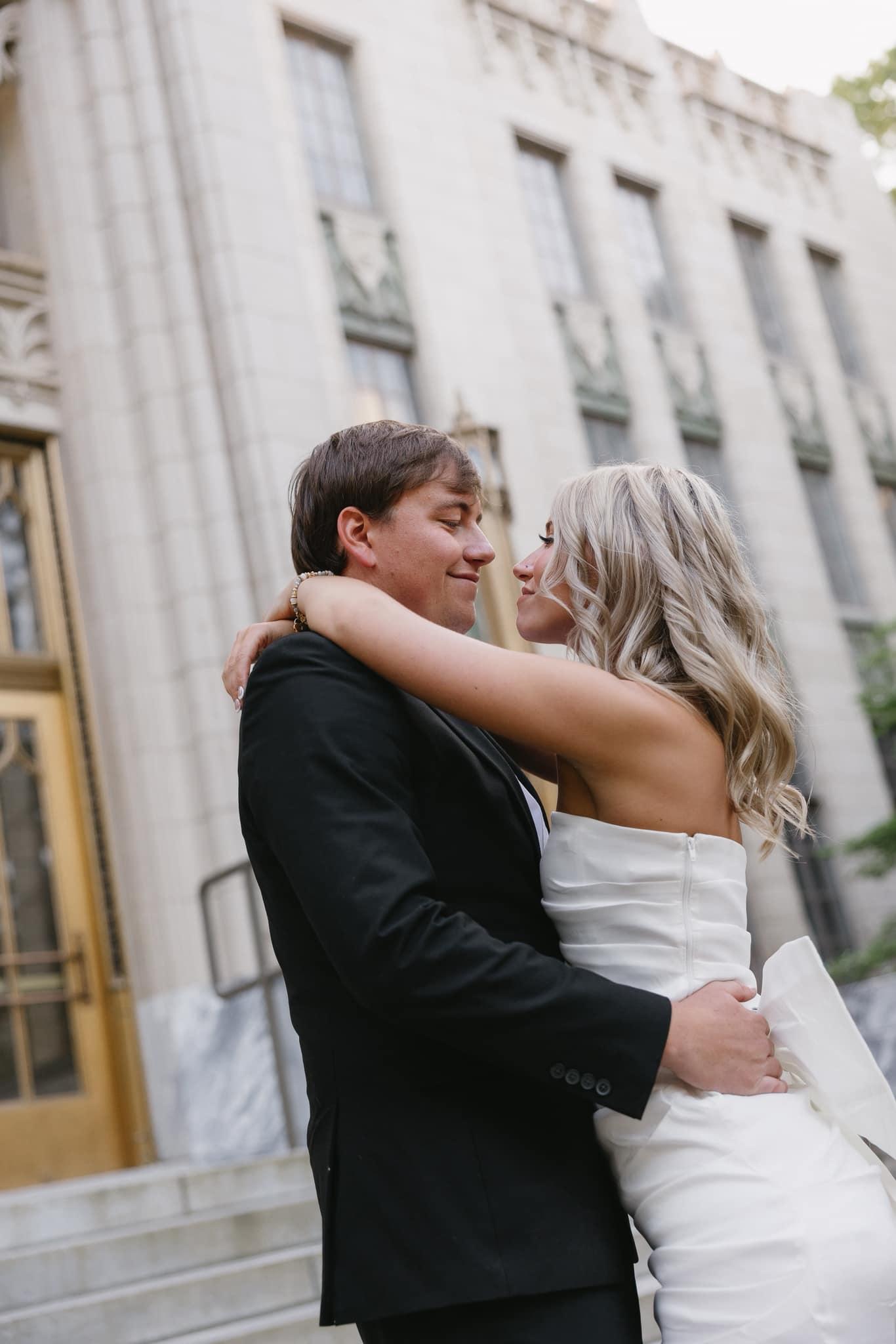 The Wedding Website of Mindy Carlisle and Seth Moon