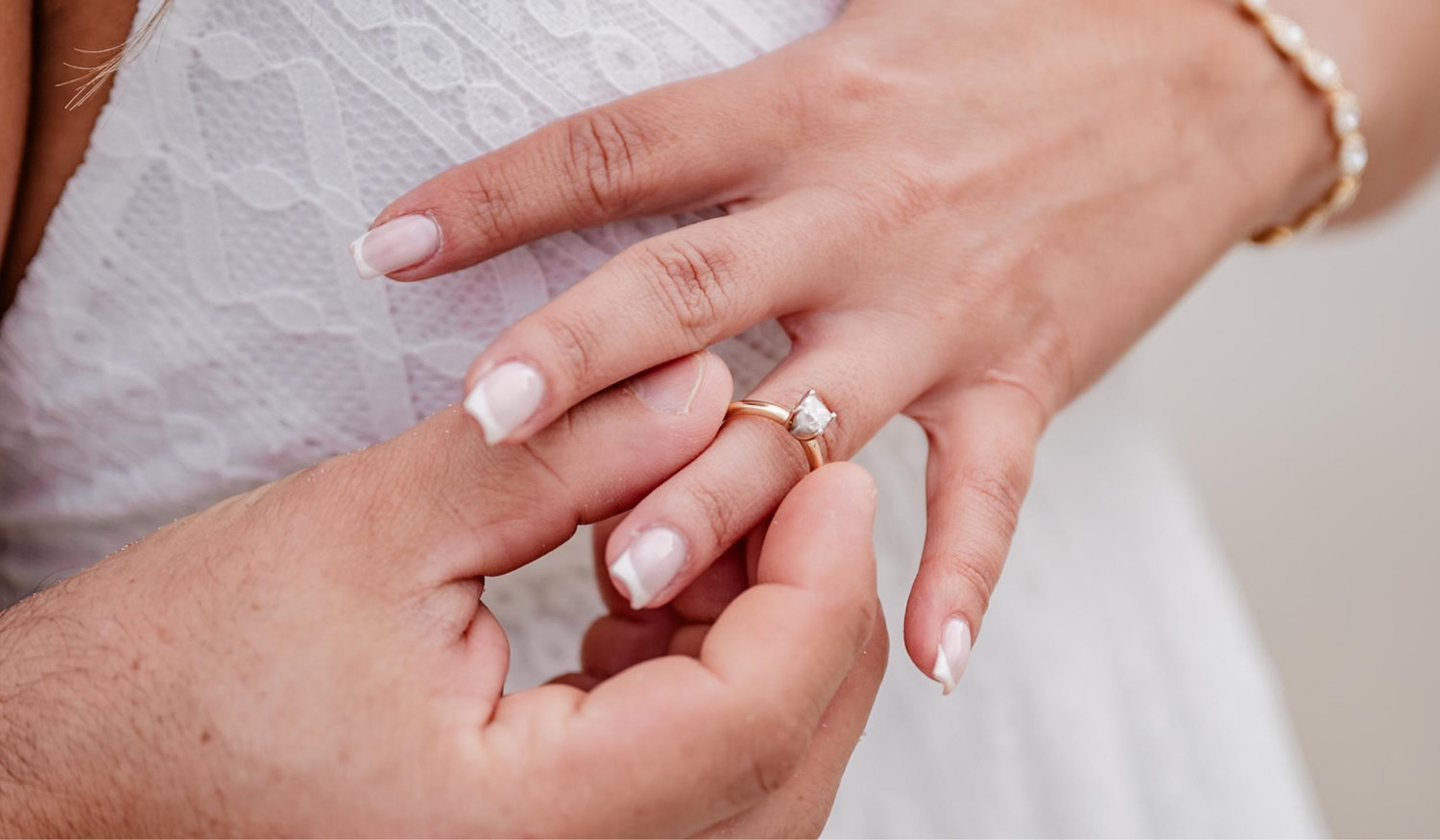 The Wedding Website of Lorena Brasil and Felipe Campos