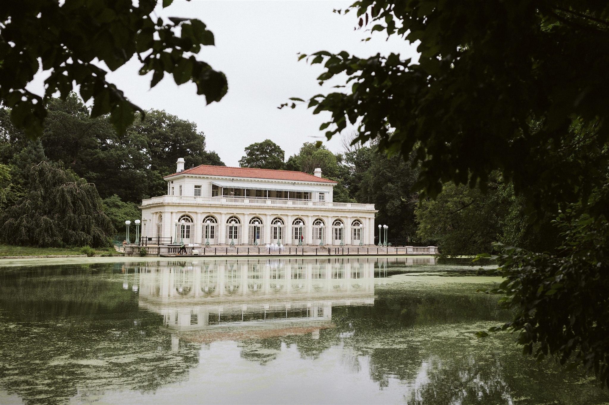 The Wedding Website of Arianna Collins and Nadir El Haloui