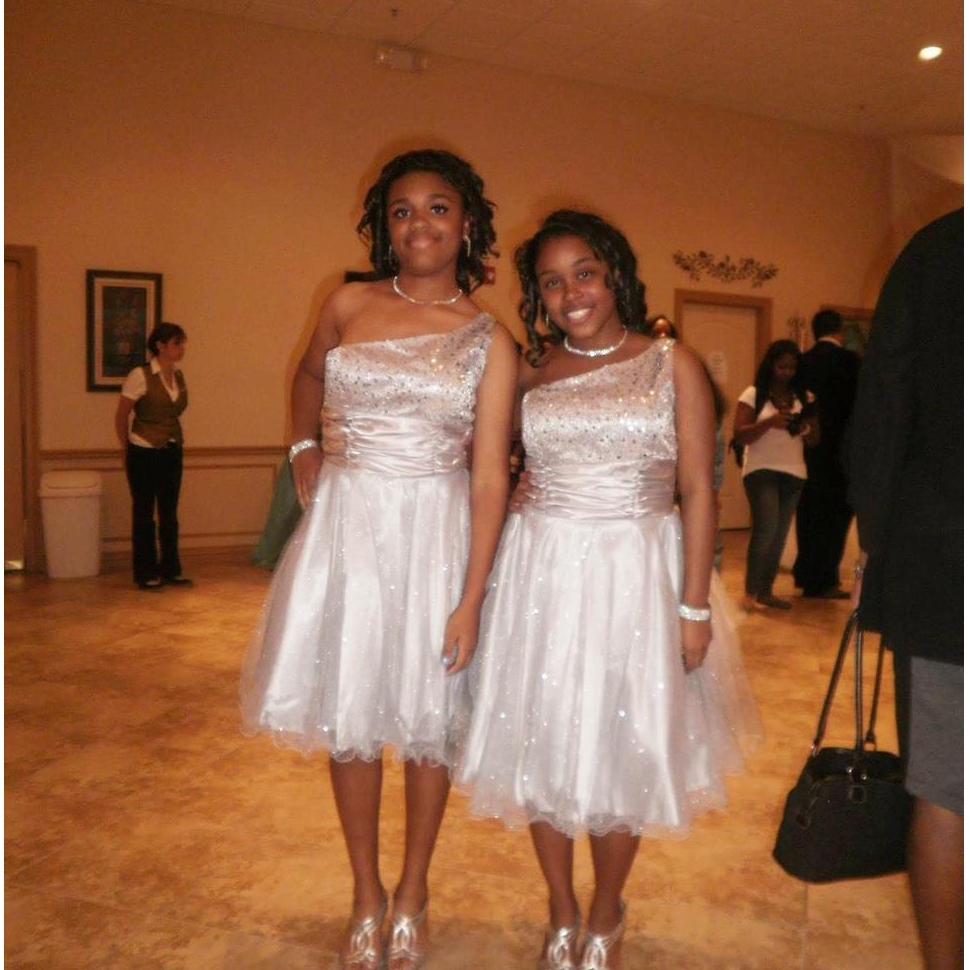 Meet the two oldest from the Jackson klan! Ms. Minnie (tallest) has a successful track record in the field of management. Ms. Bre is the brilliant photography business owner of ShelbyJax Photography.