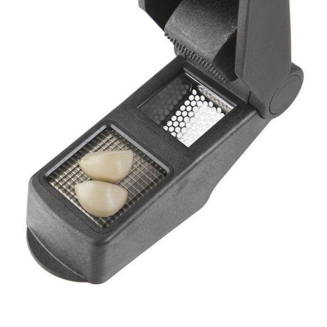 PL8 Garlic Press and Chop