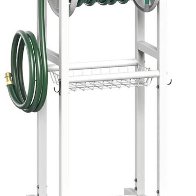 Mokeyder Freestanding Garden Hose Reel holds 125ft Hose of 5/8" with 4 Hooks, 4-Spike Outdoor Hose Holder with 3.9ft Leader Hose & Brass Fitting, Detachable Metal Hose Stand with Storage Rack, White