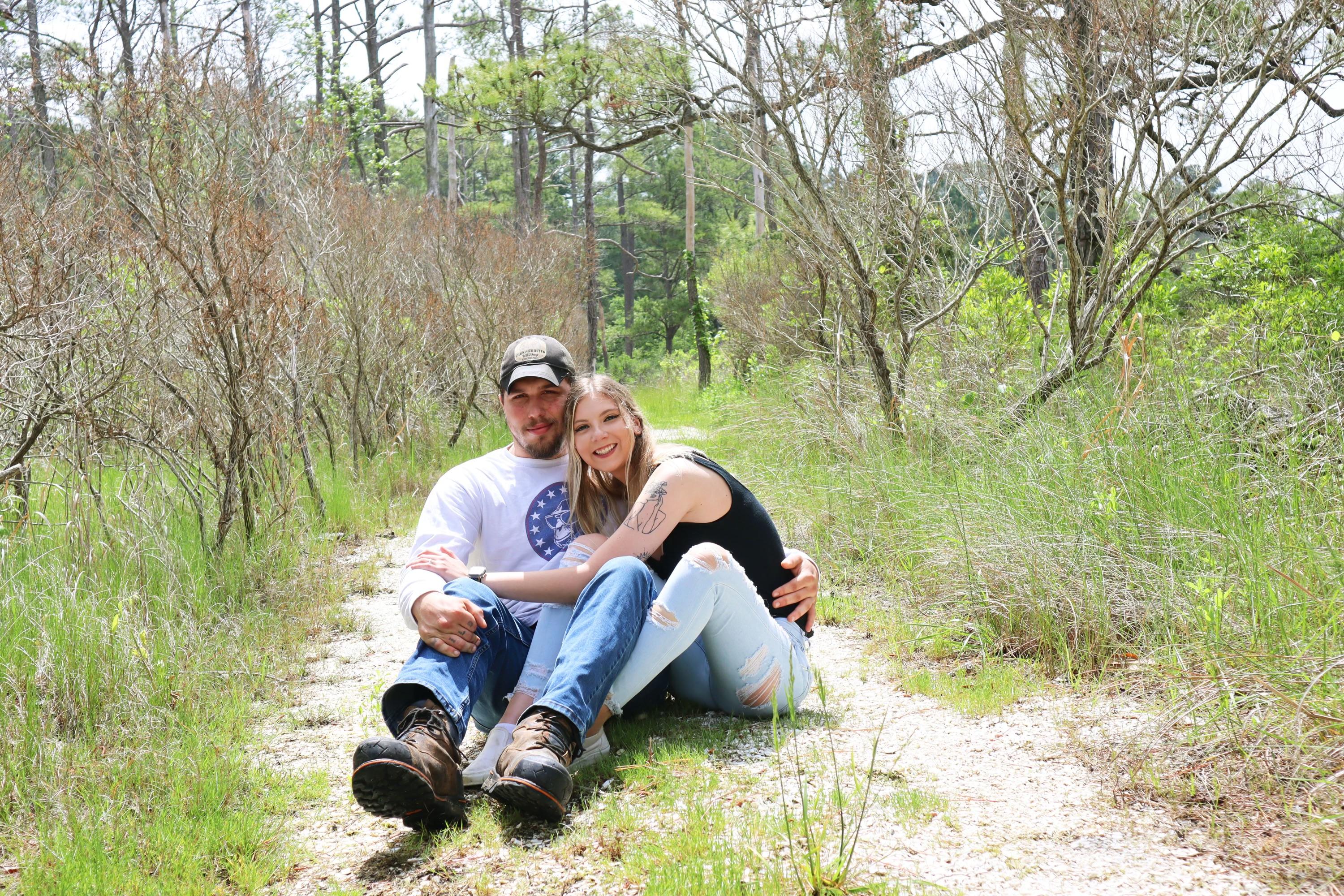 The Wedding Website of Tori Davison and Devin Hahn