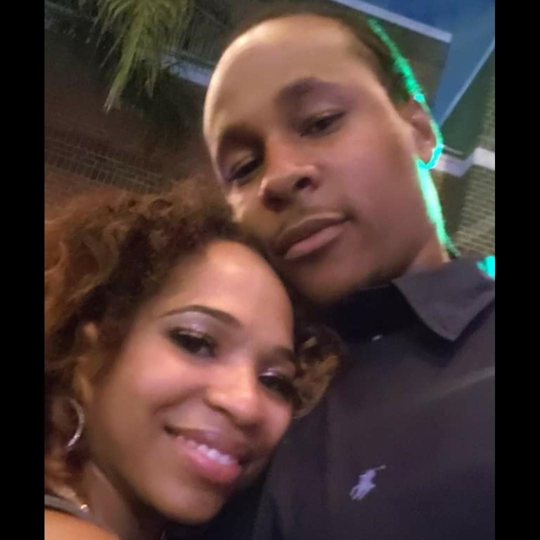 This was a fun night!! Rayshad asked Carissa out only for him to find out that it was an all guys night out but she was not staying home!!....