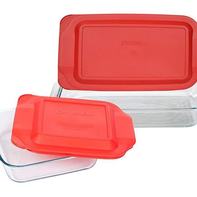 Pyrex Basics Clear Glass Baking Dishes, 1 (3 Quart) Oblong Dish and 1 (2 Quart) Square Dish with Red Plastic Lids