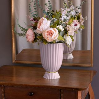 Encanto Vienna Medium Vase