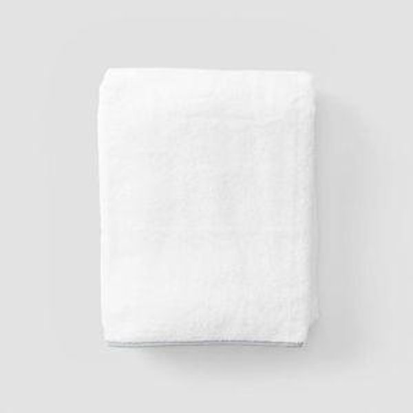 Weezie Signature Bath Towel | Grey on White