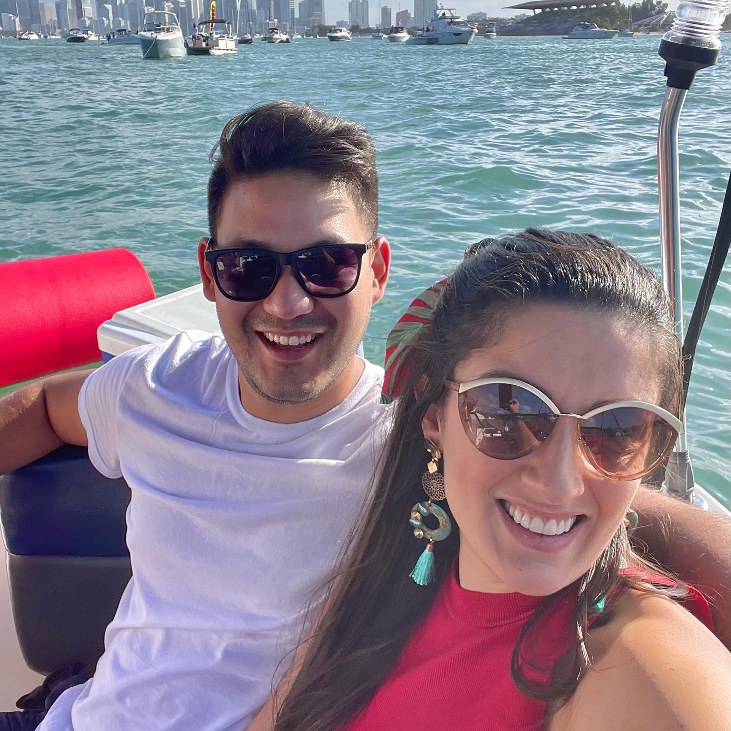 Feb 28, 2021 (Miami): Mais uma lembrança para os livros ♥ Un recuerdo más para los libros ♥ One more memory for the books