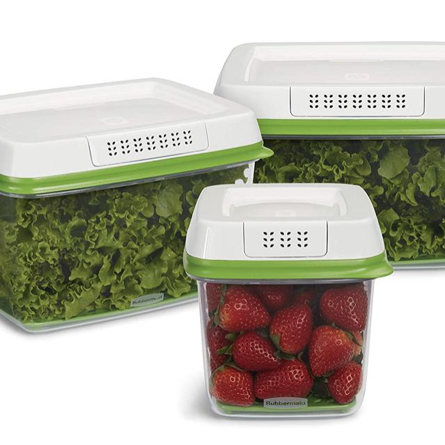 2 Pc Rubbermaid Set - FreshWorks Produce Saver Food Storage Container,