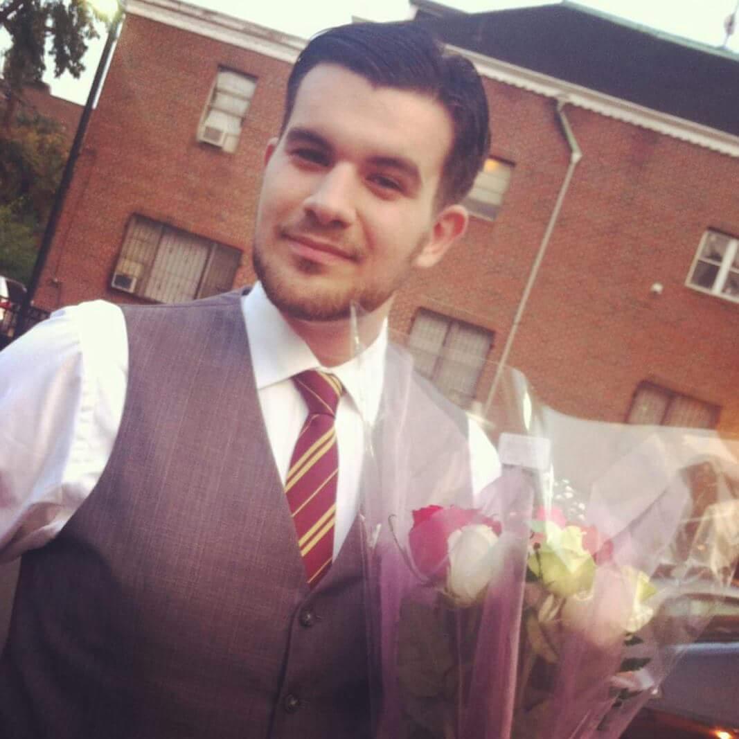 The first bouquet of flowers
(2013)