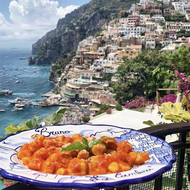 Meals in Positano