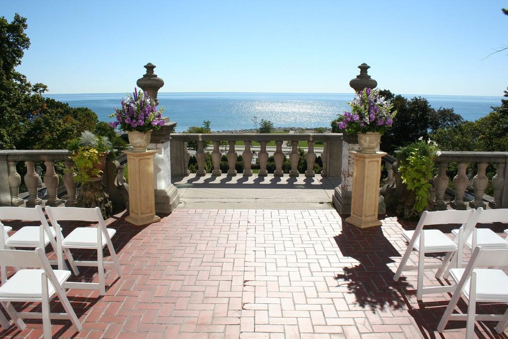 The Wedding Website of Renee Heyden and Eric Thompson
