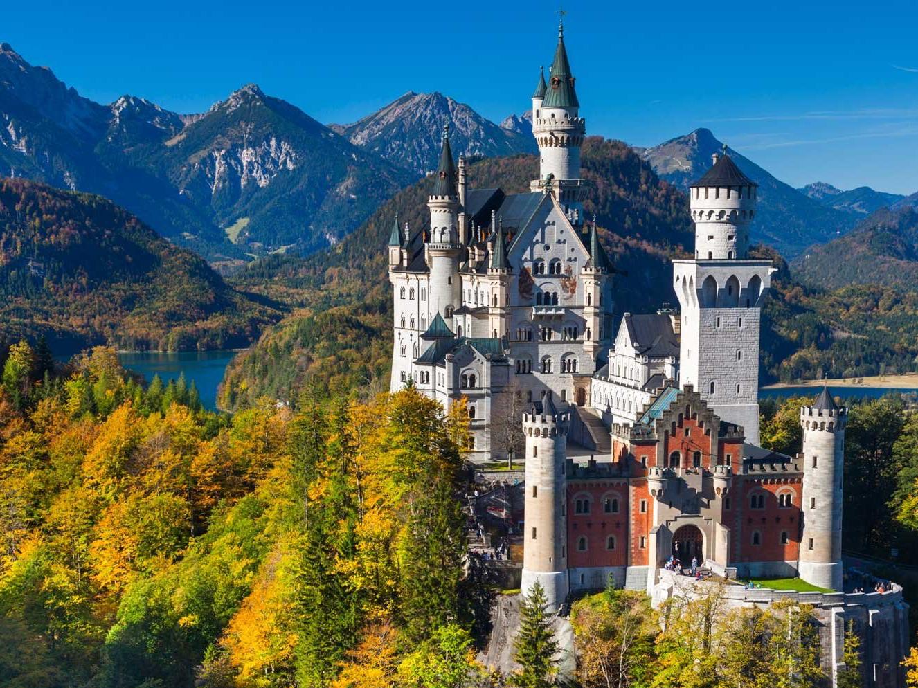 Neuschwanstein Tour with Carriage Ride