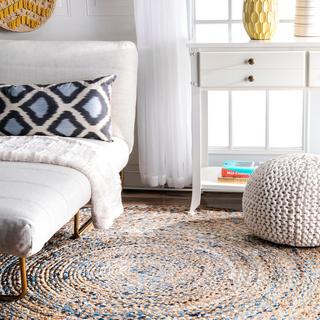 Hand Braided Eliz Round Area Rug