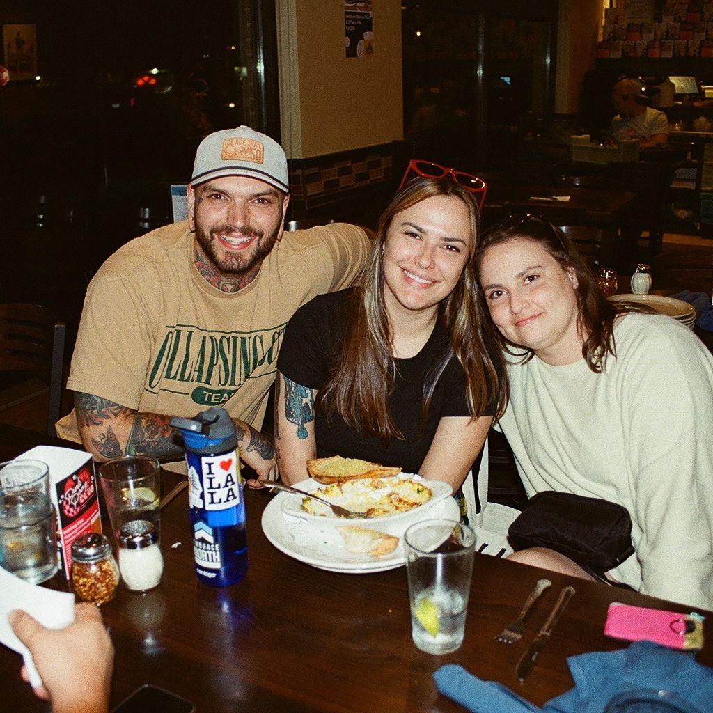 Sawyer, Sierra & Sierra's friend from high school, Maggie!