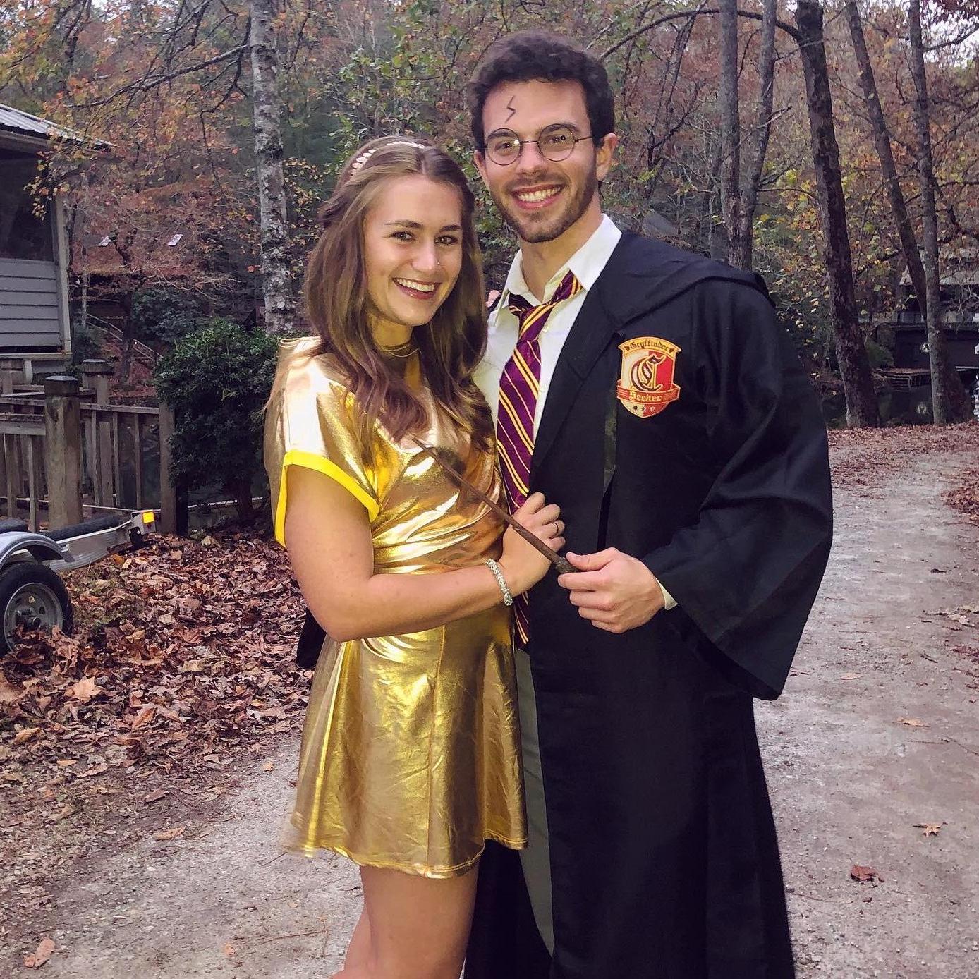 Halloween costumes: Harry Potter and the Golden Snitch! October 2020.