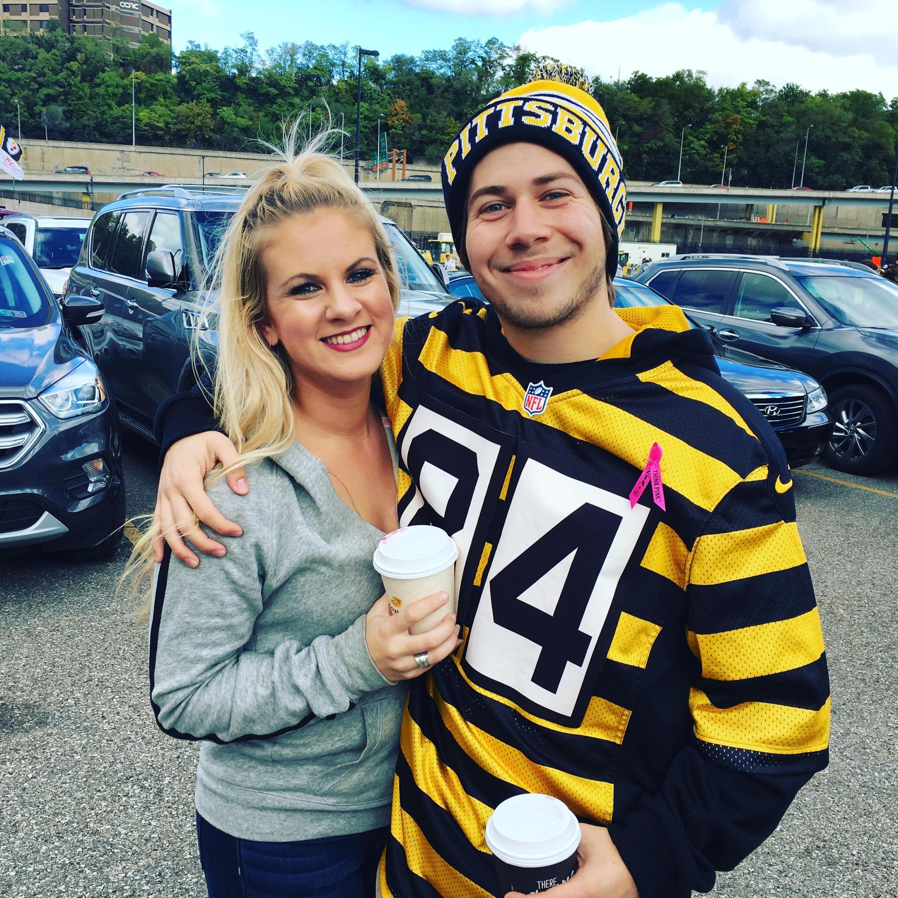 Tailgating before a Steelers game 2016