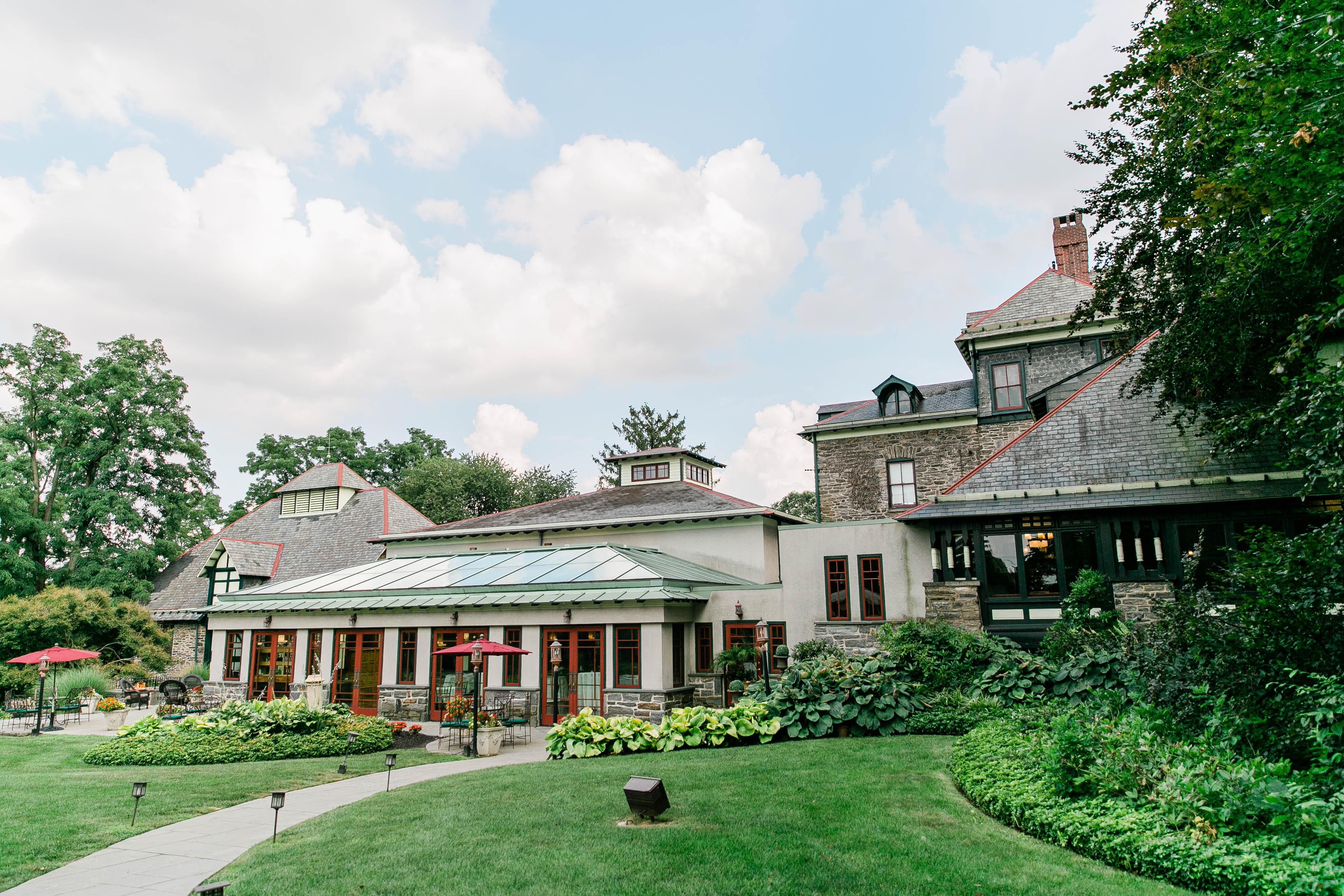 The Wedding Website of Maura Gilligan and Trevor Martin
