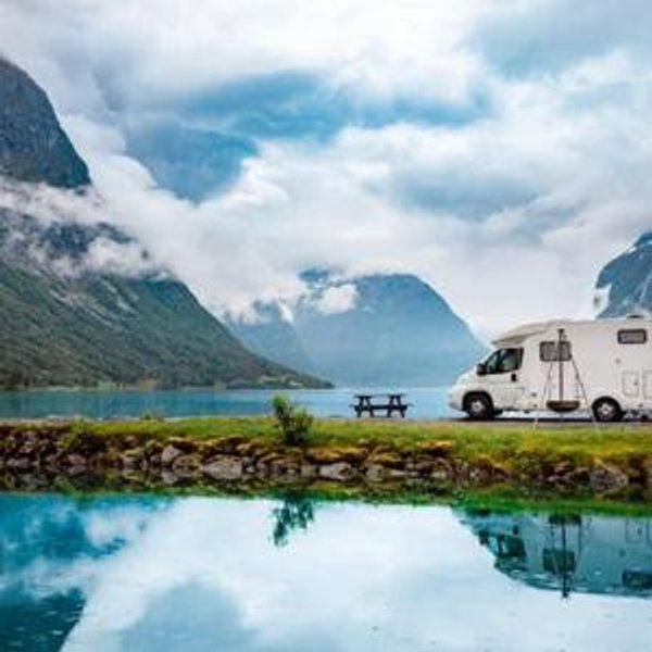 Honeymoon (Icelandic Trip!)/Newly Wed Fund