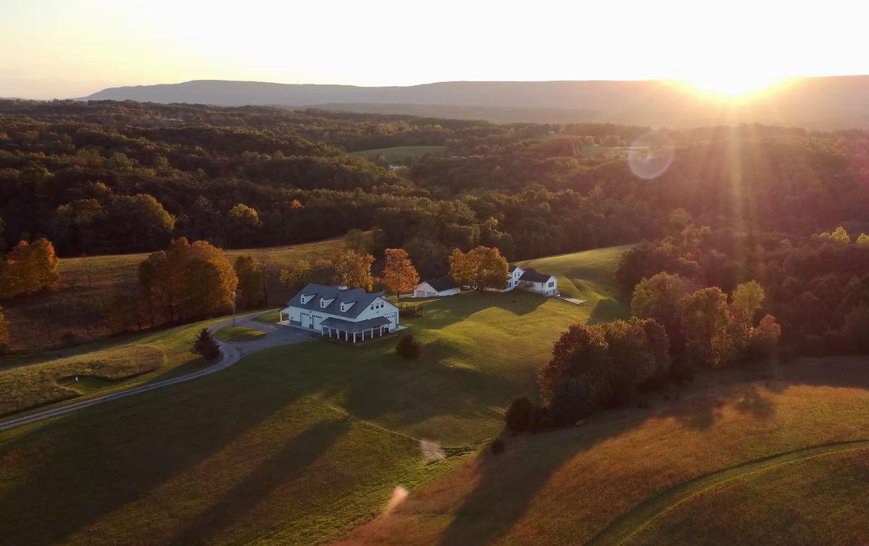 The Wedding Website of Kaitlyn Poppo and Mason Lippold