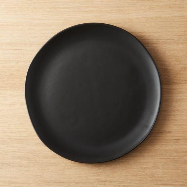 Crisp Matte Black Dinnerware Set