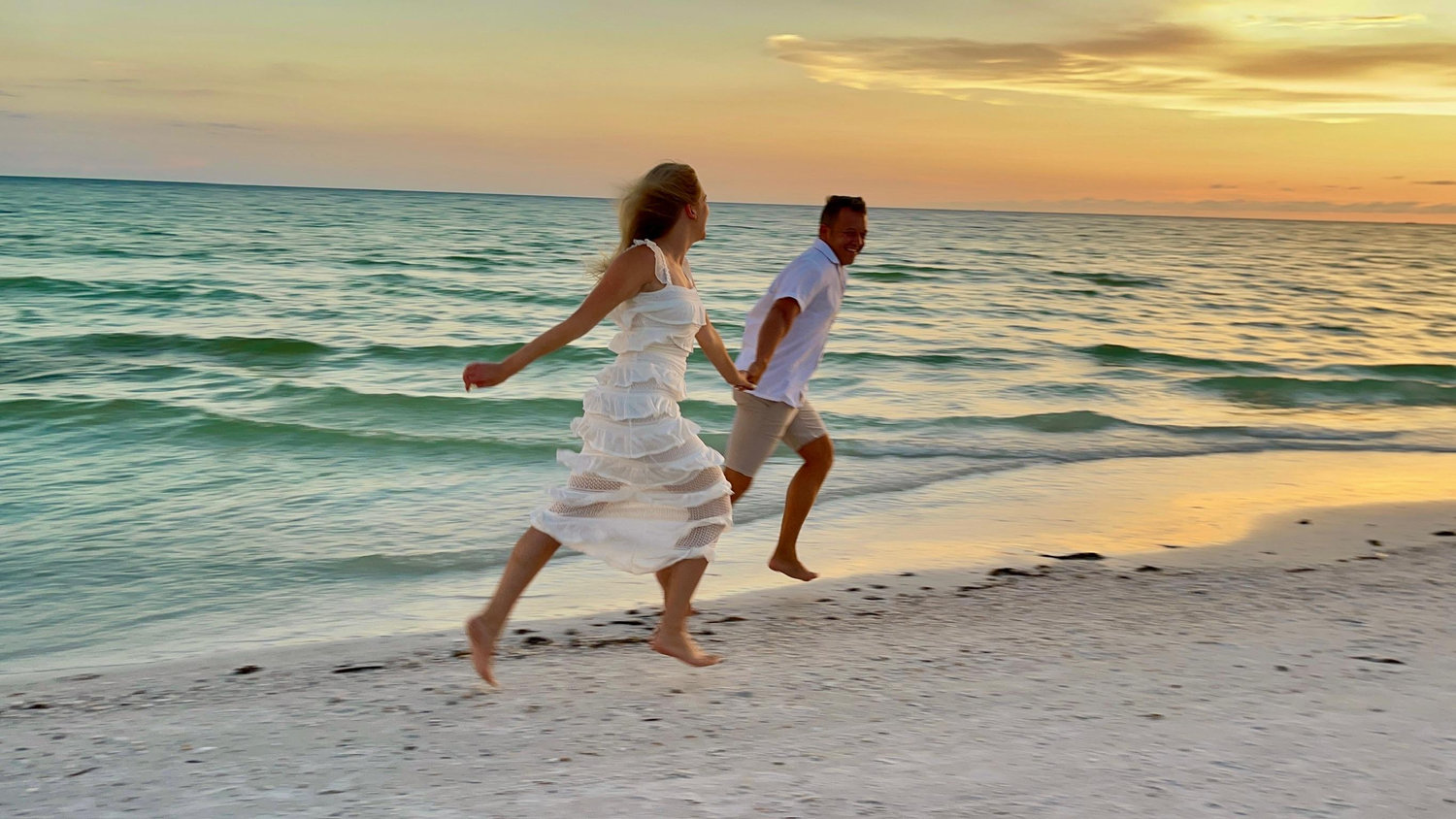 The Wedding Website of Kayley Manarchuck and Vincent Surmont