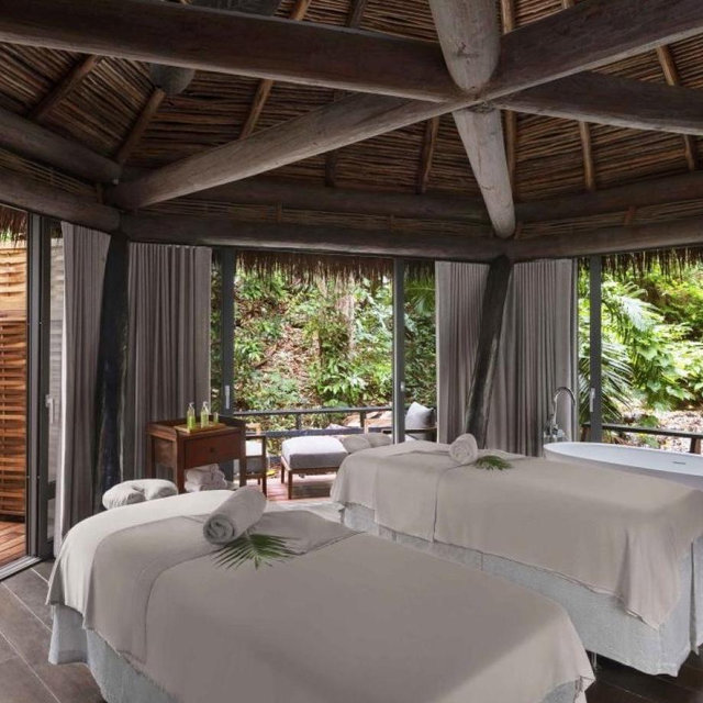 Couples Massage