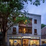 Hotel B Ice Cream Parlor