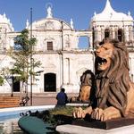 León